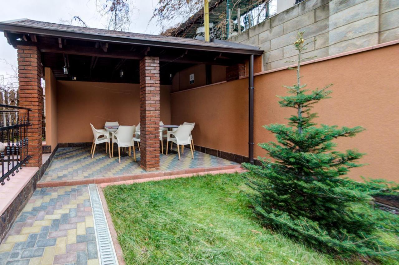 Catherine Hotel Chişinău Extérieur photo